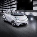 Smart previews new fortwo and forfour