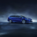 Toyota Avensis refreshed in Geneva