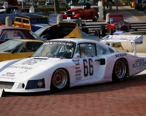 935