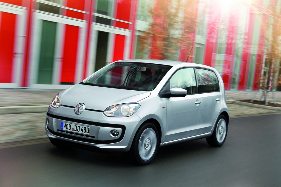 Volkswagen up!  1.0 white up! four-door