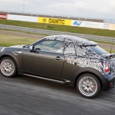 MINI shows-off camouflaged future Coupé model