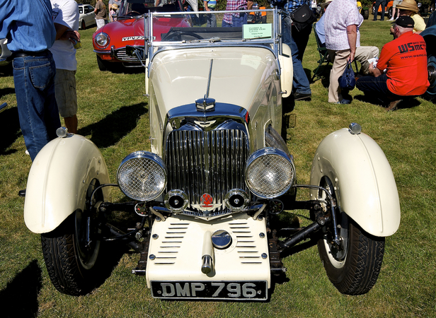 Aston Martin Le Mans