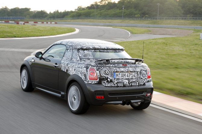 MINI shows-off camouflaged future Coupé model