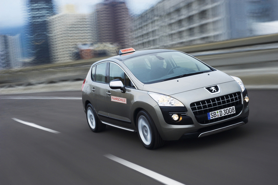 Peugeot 3008 1.6 e-HDi EGC Access