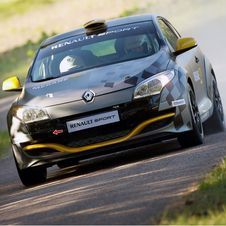 Renault presents Mégane R.S. N4