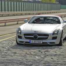 Mercedes release first details of SLS AMG Roadster