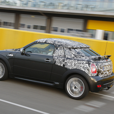 MINI shows-off camouflaged future Coupé model