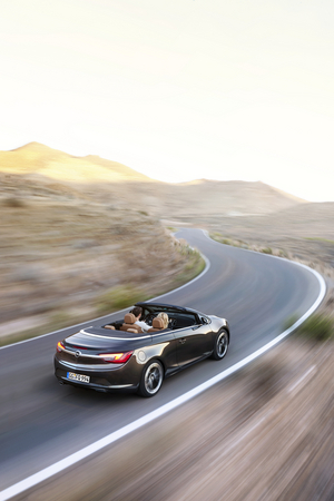 Neuer Opel Cascada: Mittelklasse-Cabrio auf Basis des Astra