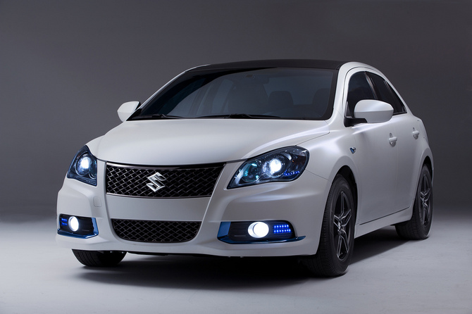 Suzuki debut Kizashi EcoCharge and Apex in New York 