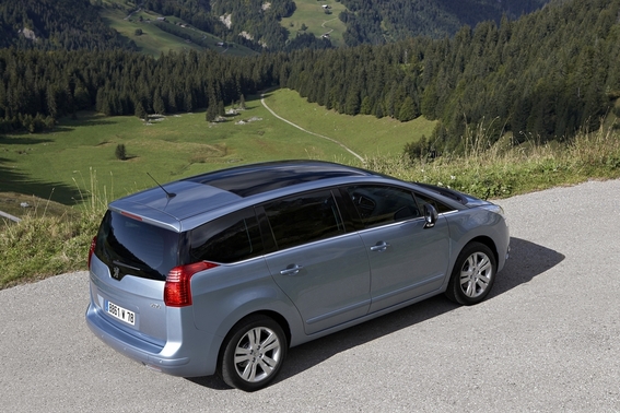 Peugeot 5008 2.0 HDi Sport