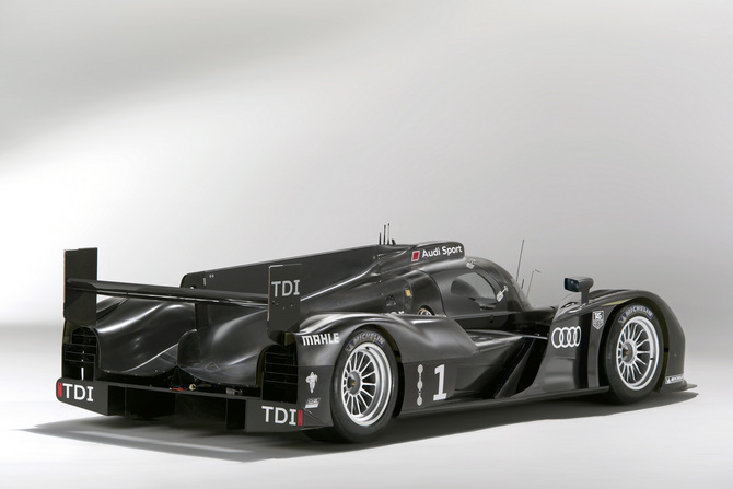 R18: the new Le Mans challenger from Audi