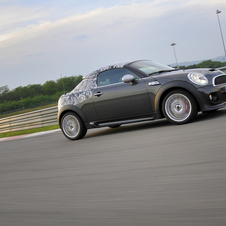 MINI shows-off camouflaged future Coupé model