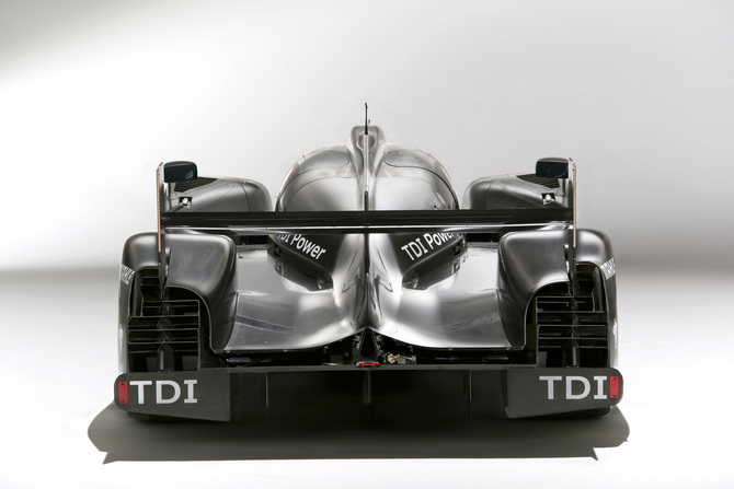 R18: the new Le Mans challenger from Audi