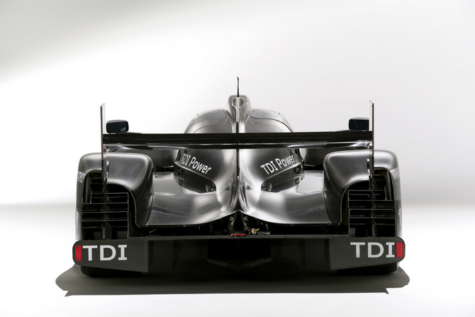 R18: the new Le Mans challenger from Audi