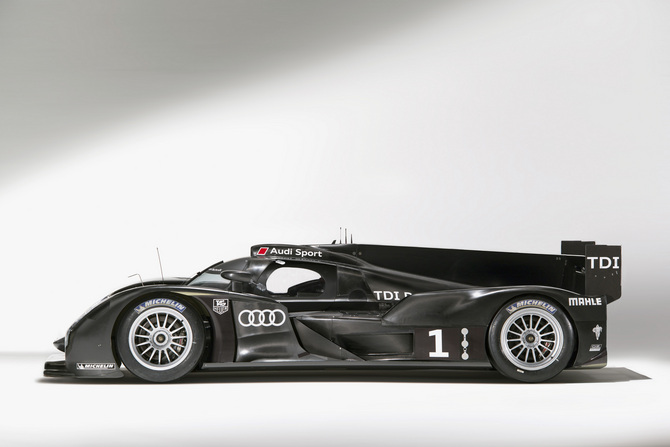 R18: the new Le Mans challenger from Audi