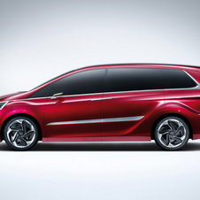 Das Design ist ein Mix aus dem Odyssey und Hondas japanischen MPVs