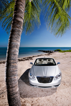 Chrysler launches the 2011 200 Convertible 