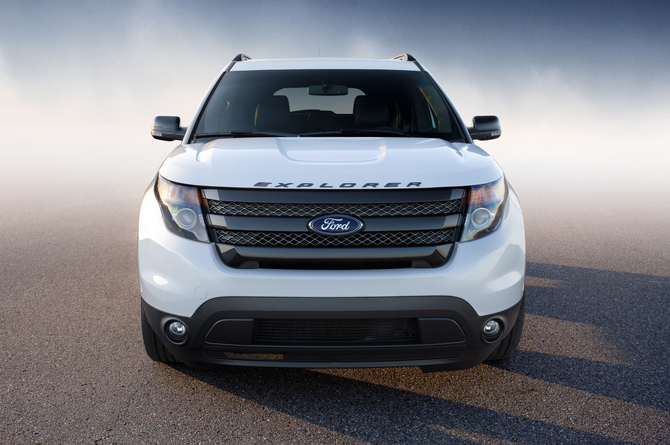 Ford Explorer Sport