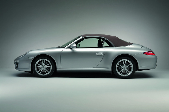 Porsche 911 Carrera 4 Cabriolet