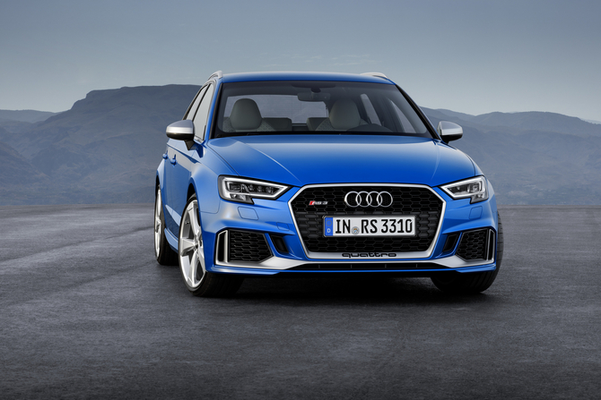 O Audi RS3 Sportback tem mais 33cv de potência que o seu antecessor