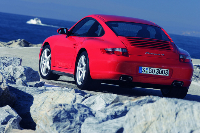 Porsche 911 Carrera 4 Tiptronic