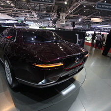 Bertone presents Jaguar B99 Concept at Geneva