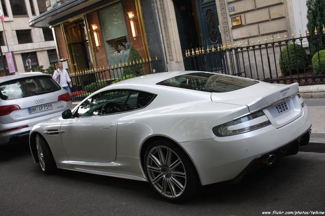 Aston Martin DBS (modern)