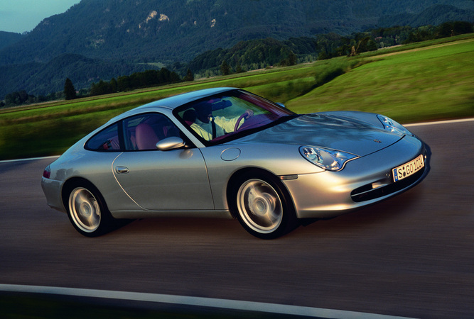 Porsche 911 Carrera 4 Tiptronic