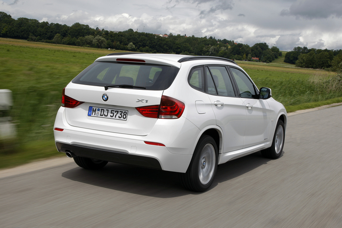 BMW shows off new engines for BMW X1