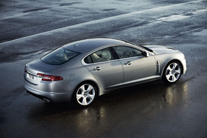 Jaguar XF 4.2