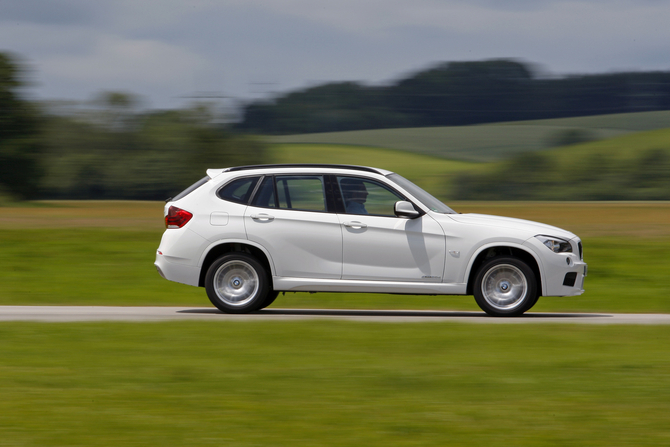 BMW shows off new engines for BMW X1