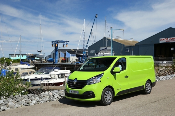 Renault Master Furgão Mercadorias Tracção L2H2 Teto Sobrelev. 3.5T 2.3 dCi