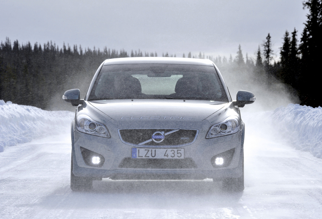 Rough winter conditions put to proof the Volvo C30 Electric