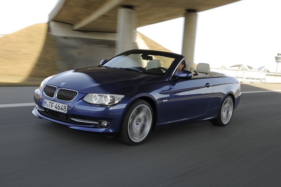 BMW 320i Cabriolet M Sport Edition AT