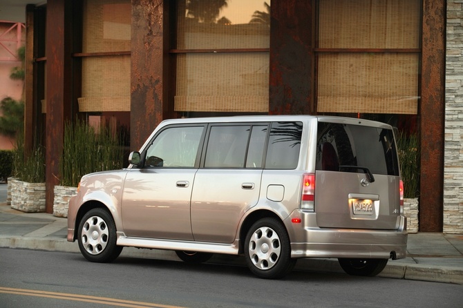 Scion xB