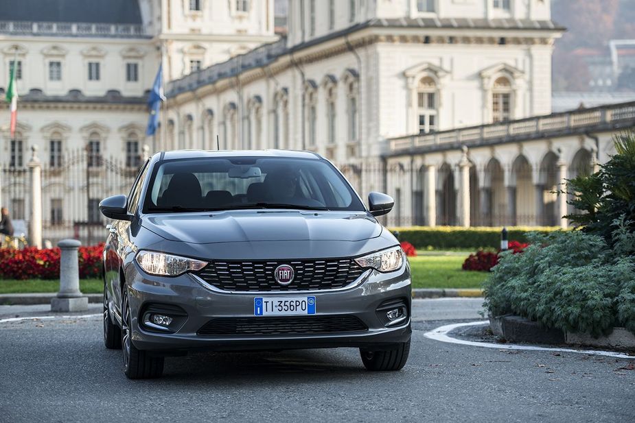 Fiat Tipo 1.6 Multijet 16v Lounge Opening Edition