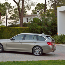 BMW 330d xDrive Touring