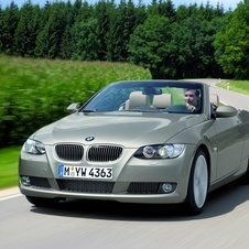 BMW 320i Cabrio Auto Intense (E93)