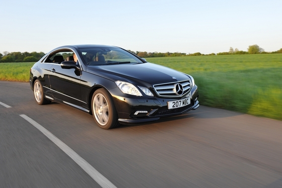 Mercedes-Benz E 500 BlueEfficiency Coupé Elegance 7G-Tronic