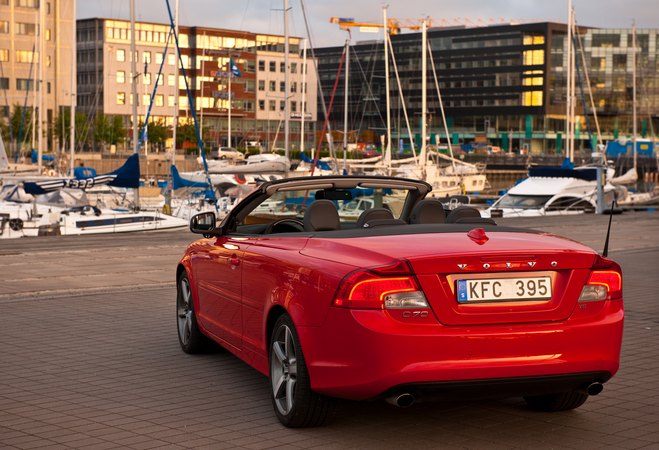 Volvo C70 D4 Momentum Geartronic