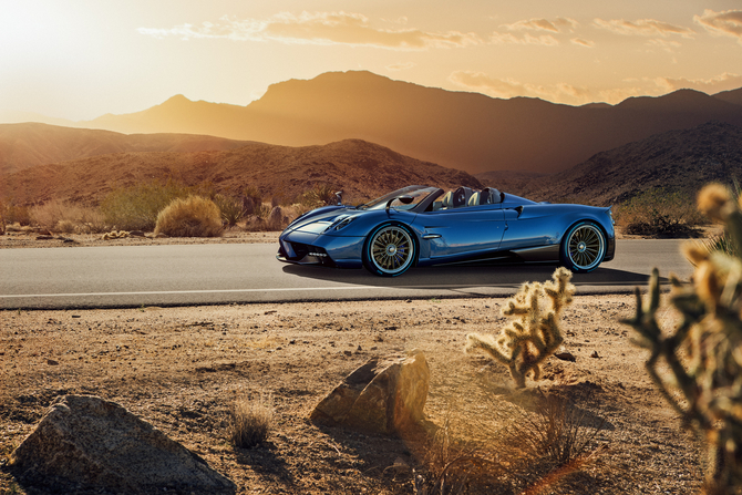 New Pagani Huayra Roadster is 80kg lighter than the coupé version