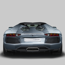 Lamborghini Aventador LP 700-4 Roadster