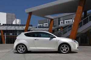 Alfa Romeo Mito Hatchback 1.4 16v Lusso