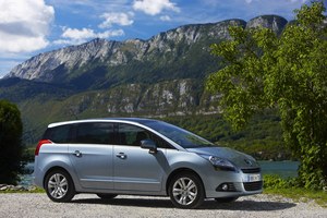 Peugeot 5008 Premium 1.6 HDi 110 FAP CVM6