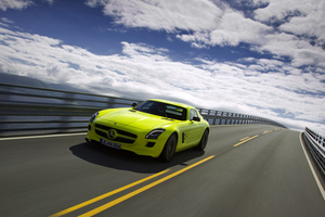 Mercedes-Benz announces SLS AMG E-CELL series production