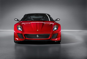 Ferrari unveils the 599 GTO