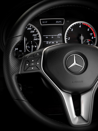 Mercedes Reveals Interior of New B-class