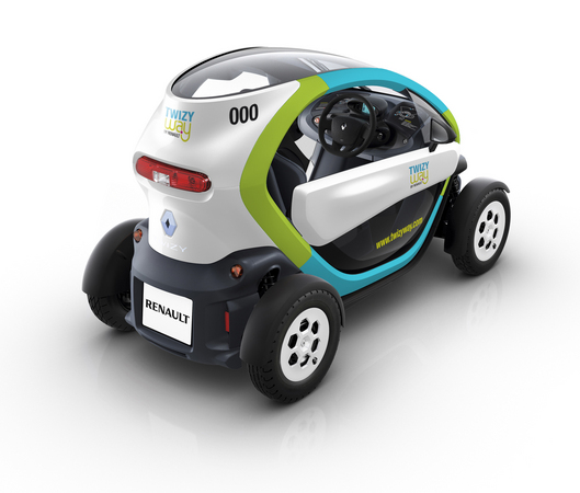 L’ouverture au grand public de Twizy Way by Renault est prévue à l’issue de la phase de test, en septembre 2012.