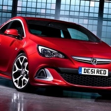 Vauxhall Astra VXR Packs 280PS and 155mpg Top Speed