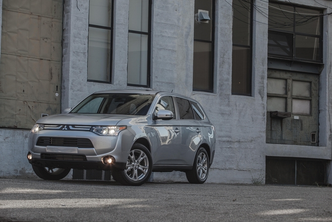 Mitsubishi Outlander Gen.3